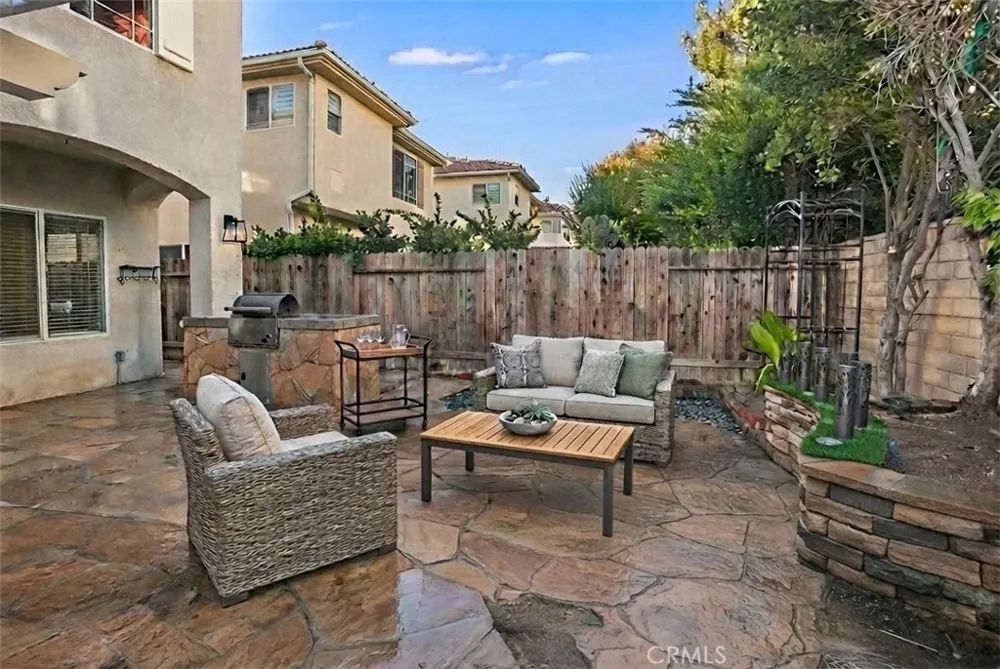 8300 Chelsea Lane West Hills, CA 91304
