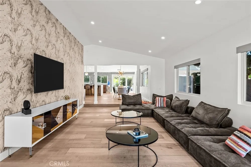 12361 Wembley Road Rossmoor, CA 90720