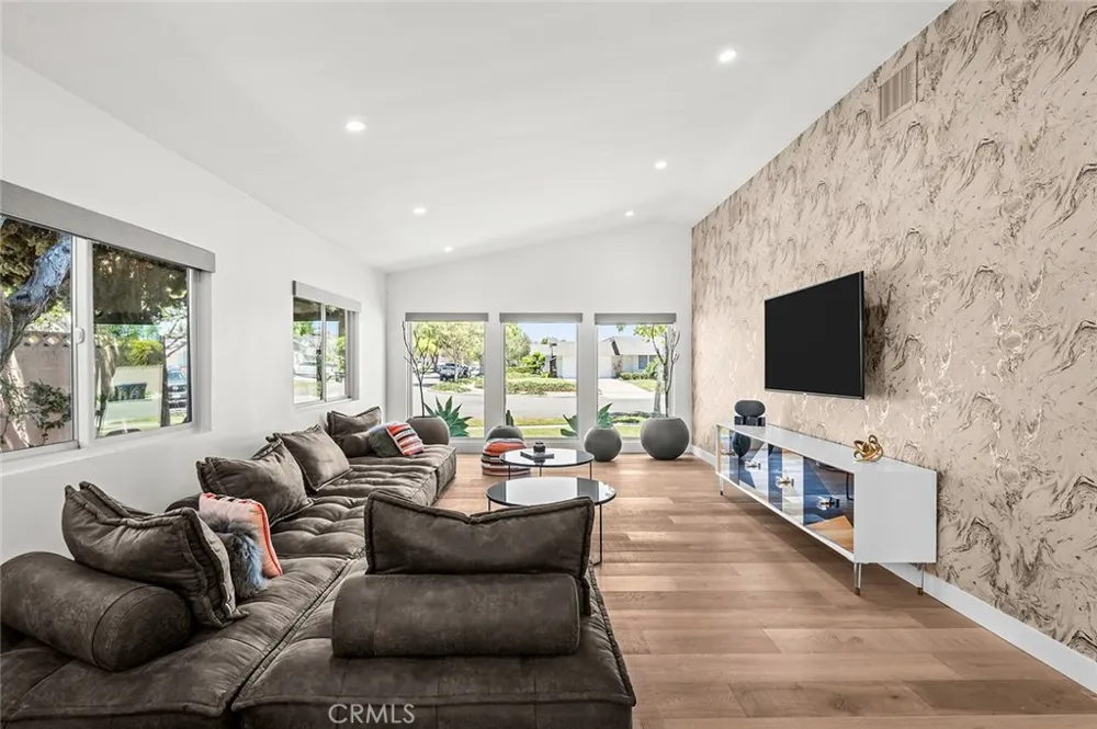 12361 Wembley Road Rossmoor, CA 90720