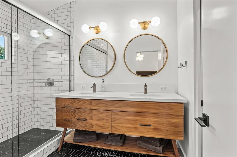 12361 Wembley Road Rossmoor, CA 90720
