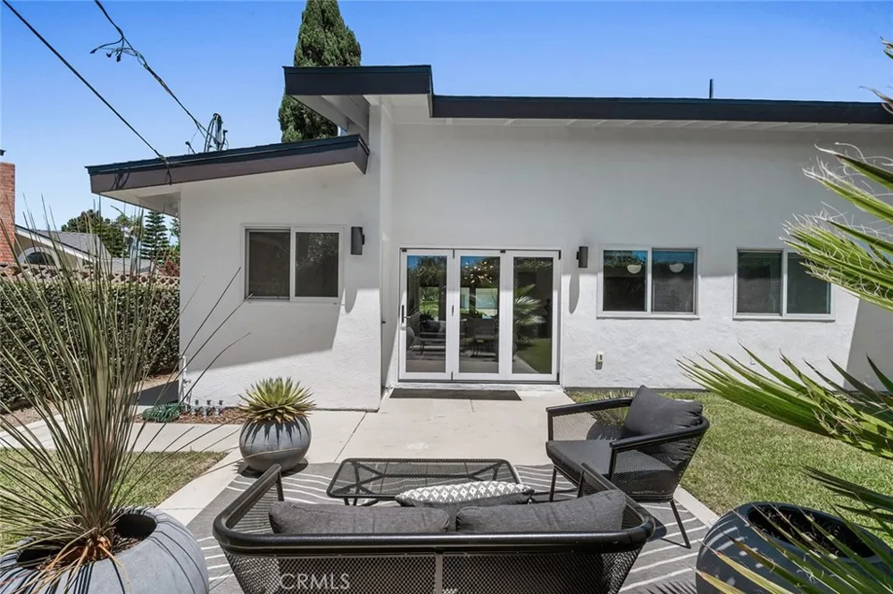 12361 Wembley Road Rossmoor, CA 90720