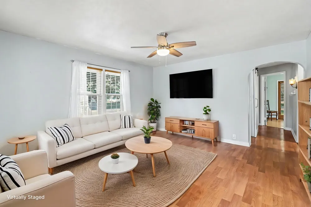 719 Diana Street Ludington, MI 49431