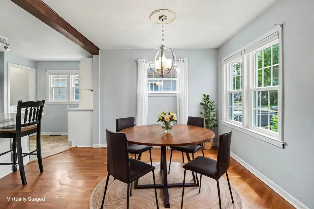 719 Diana Street Ludington, MI 49431