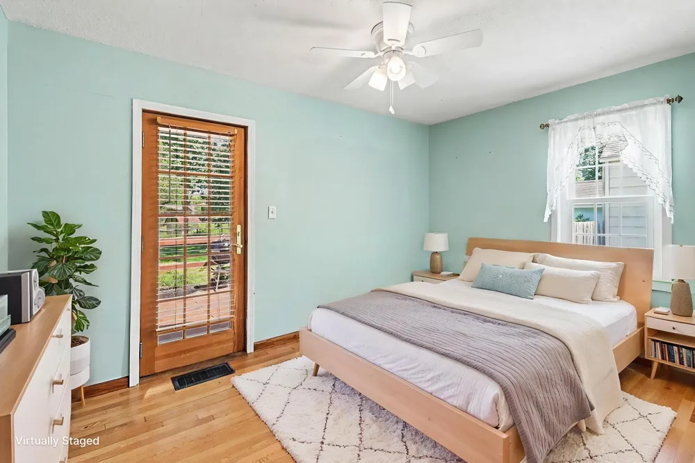 719 Diana Street Ludington, MI 49431