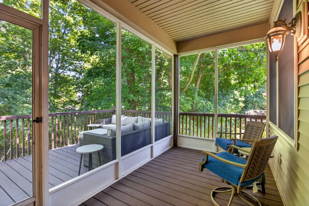 3025 S Wood Dale Drive Jackson, MI 49203