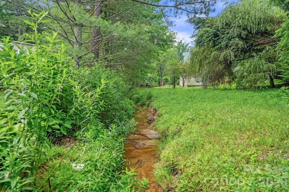 5239 Gerton Highway Gerton, NC 28735