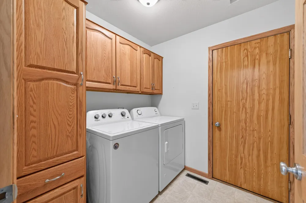 466 Cedar Court Taylors Falls, MN 55084