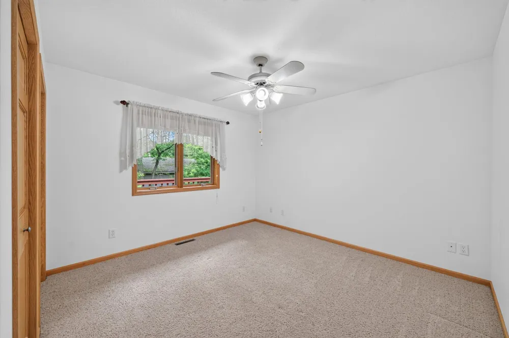 466 Cedar Court Taylors Falls, MN 55084