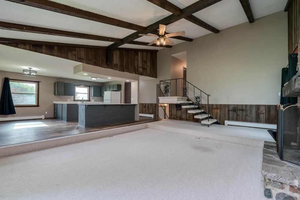 56977 142nd Street Mapleton, MN 56065