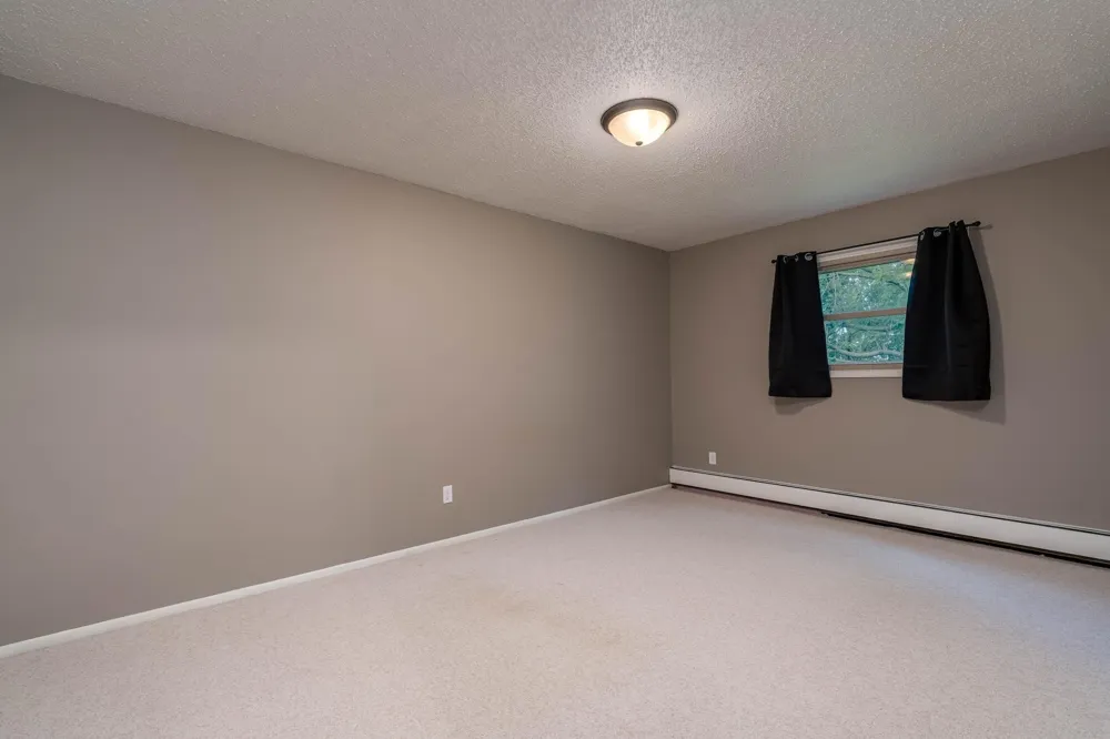 56977 142nd Street Mapleton, MN 56065