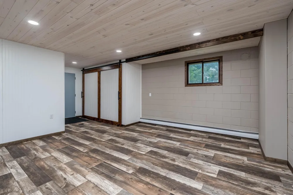 56977 142nd Street Mapleton, MN 56065