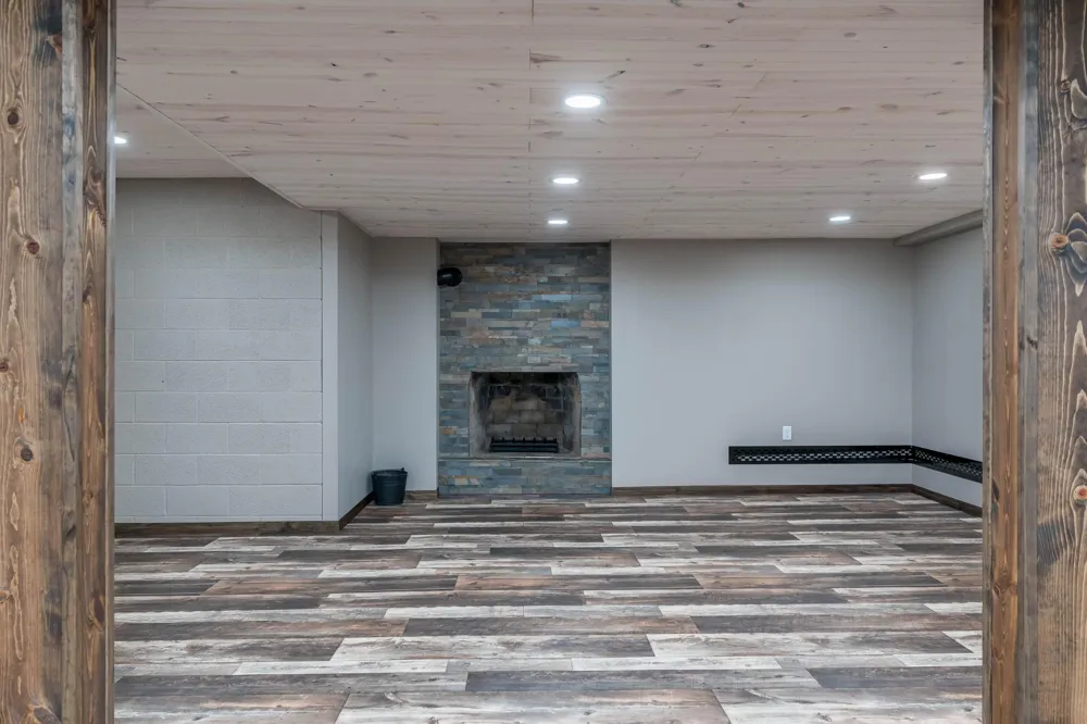 56977 142nd Street Mapleton, MN 56065