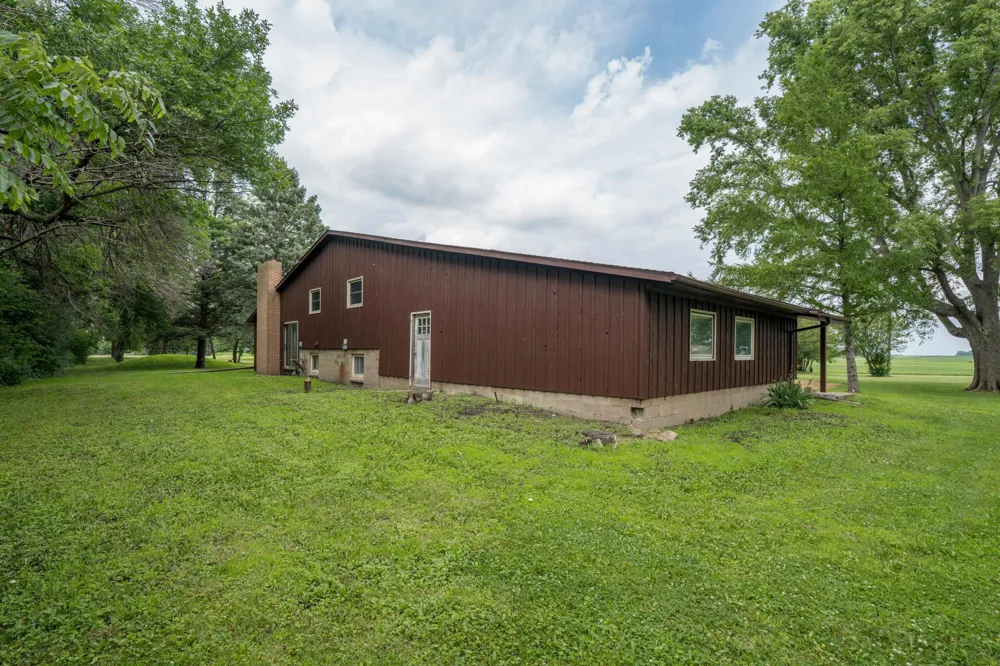 56977 142nd Street Mapleton, MN 56065