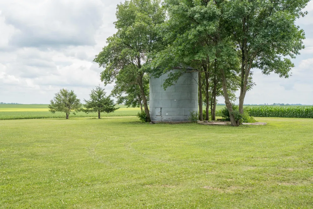 56977 142nd Street Mapleton, MN 56065