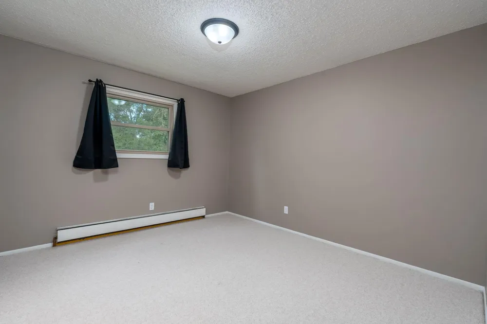 56977 142nd Street Mapleton, MN 56065