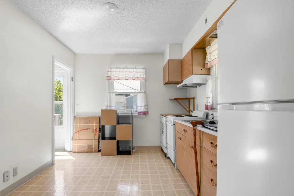 240 7th Street NE Valley City, ND 58072