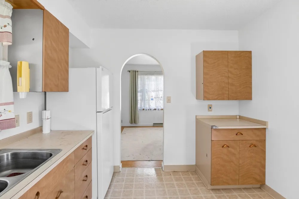 240 7th Street NE Valley City, ND 58072