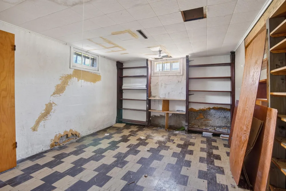 240 7th Street NE Valley City, ND 58072