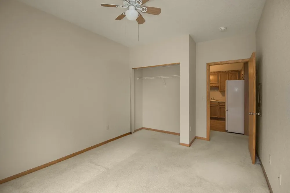 1341 Lake Drive W #B113 Chanhassen, MN 55317