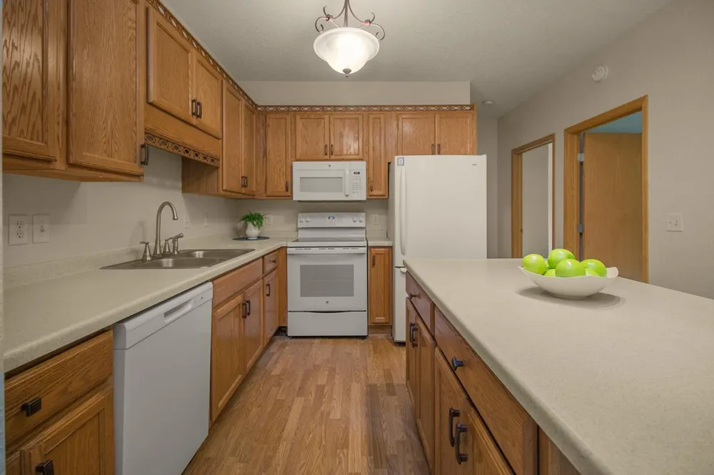 1341 Lake Drive W #B113 Chanhassen, MN 55317