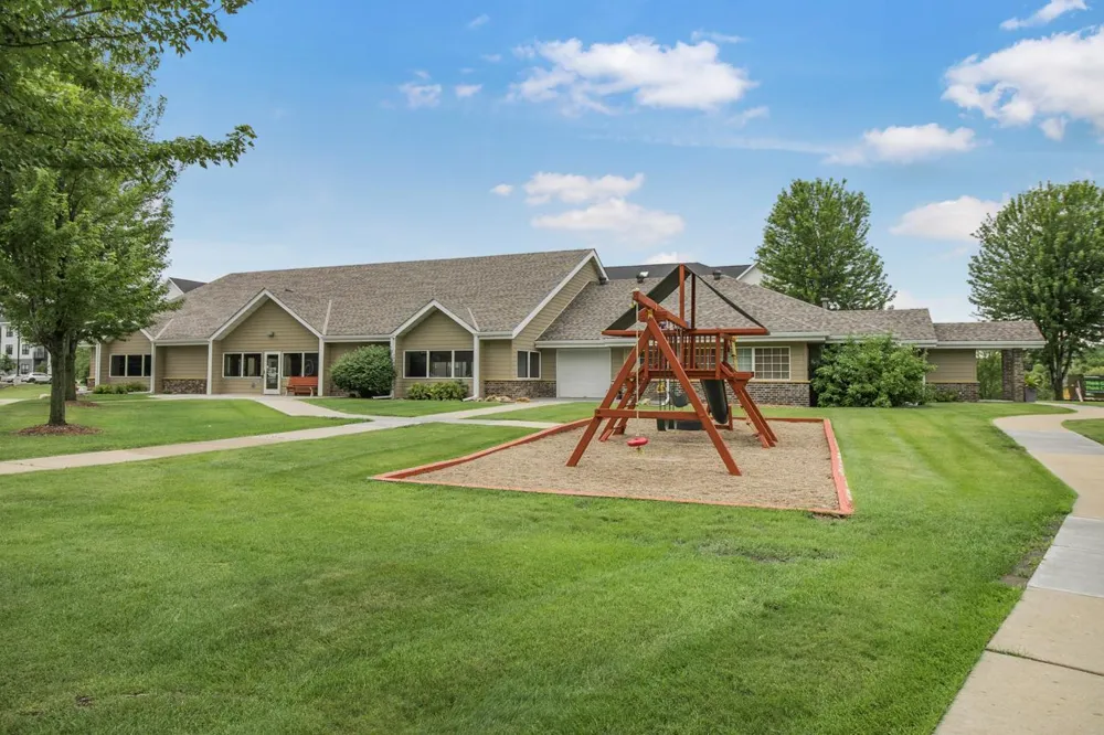 1341 Lake Drive W #B113 Chanhassen, MN 55317