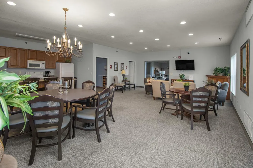 1341 Lake Drive W #B113 Chanhassen, MN 55317