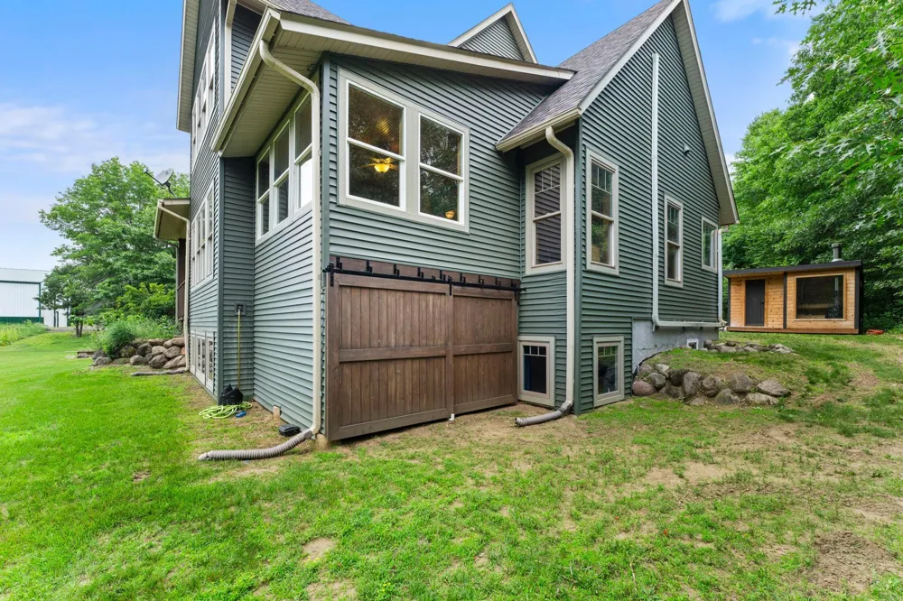 4301 392nd Street North Branch, MN 55056