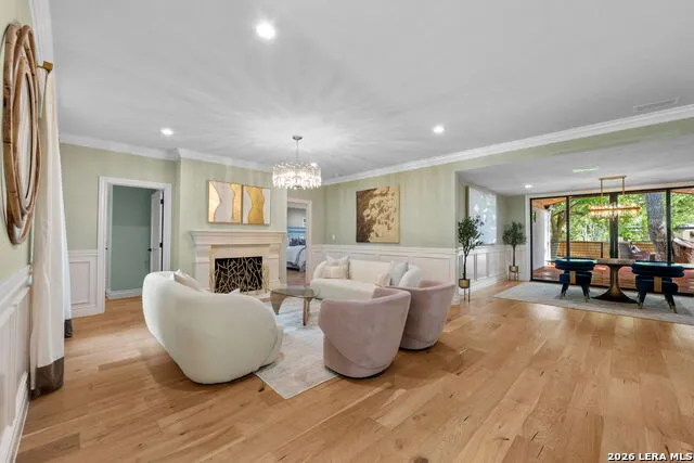 524 GARRATY RD Terrell Hills, TX 78209