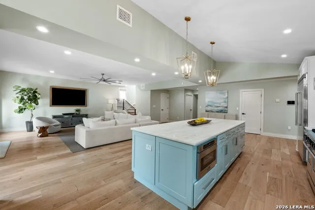 524 GARRATY RD Terrell Hills, TX 78209