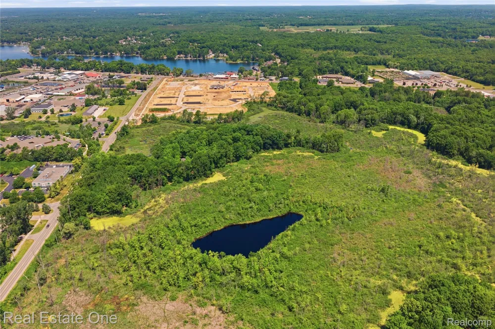 Dorr Road Genoa Township, MI 48114