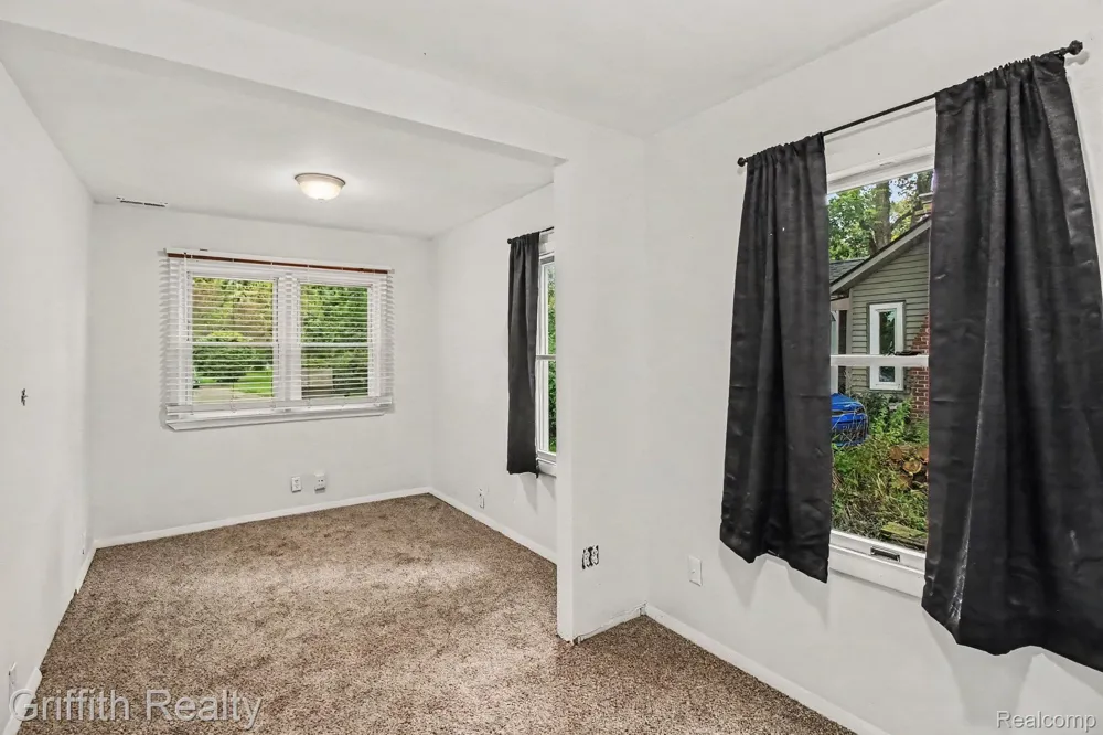 1382 Elmhurst Drive Genoa Township, MI 48843
