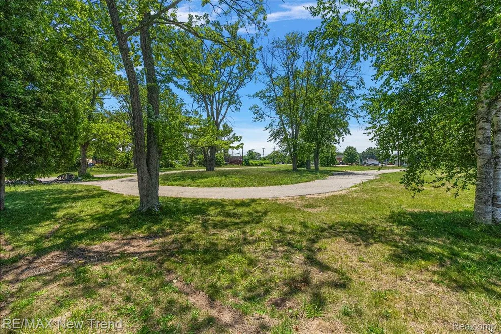 8300 Pontiac Lake Road White Lake Charter Township, MI 48386