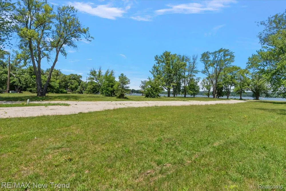 8300 Pontiac Lake Road White Lake Charter Township, MI 48386