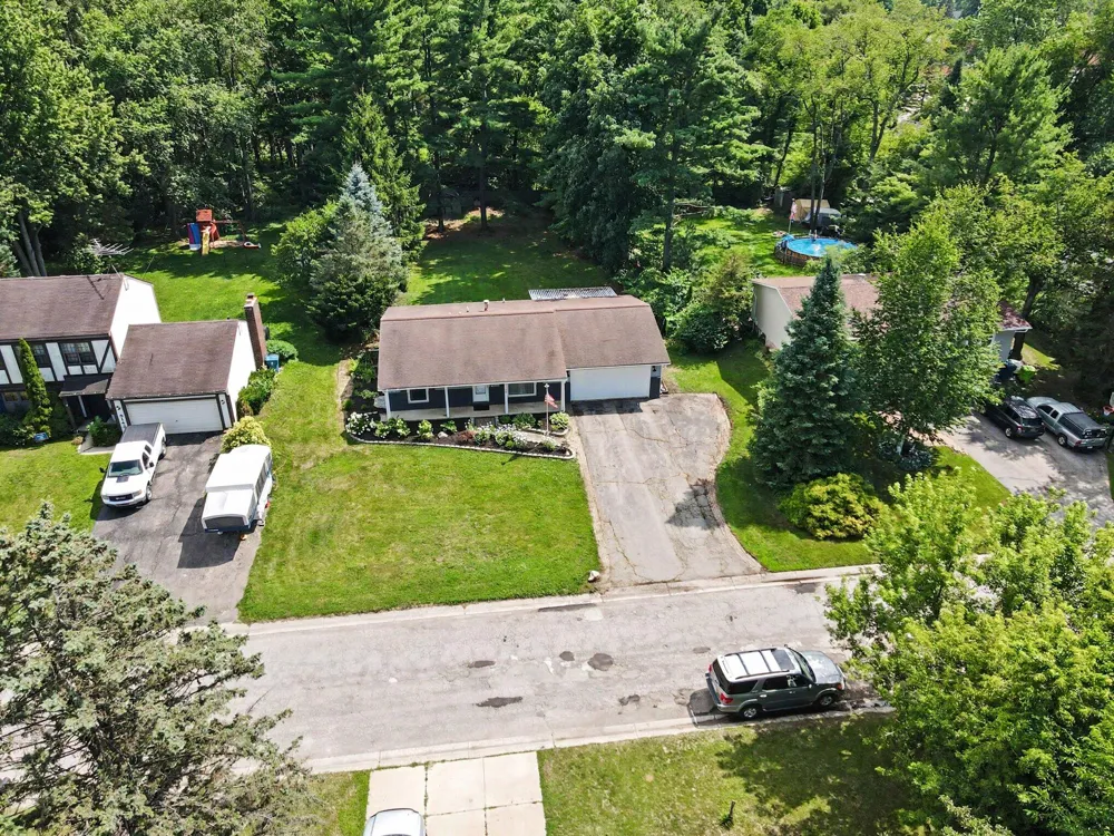 9155 Satelite Drive Walled Lake City, MI 48386