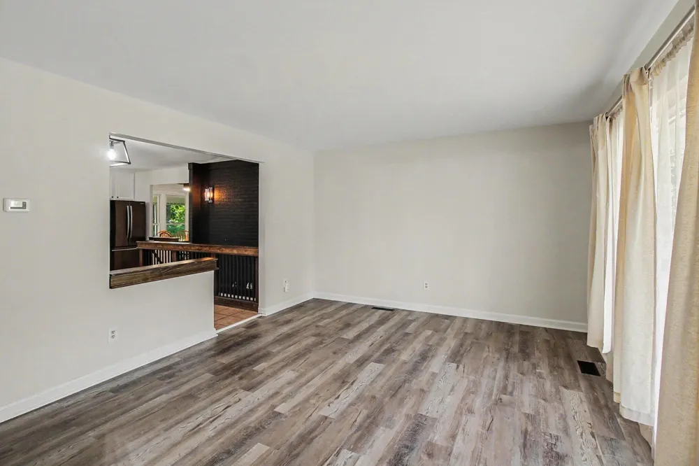 9155 Satelite Drive Walled Lake City, MI 48386
