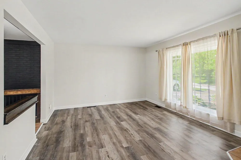 9155 Satelite Drive Walled Lake City, MI 48386