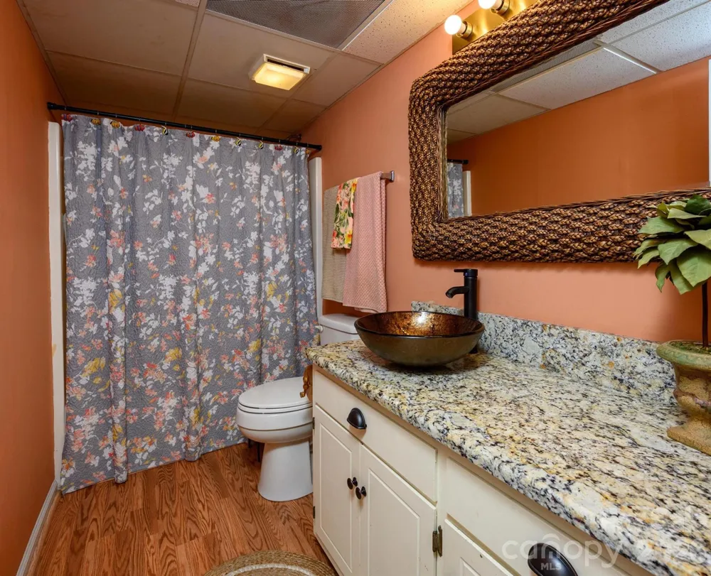 8470 Marina Lane Catawba, NC 28609