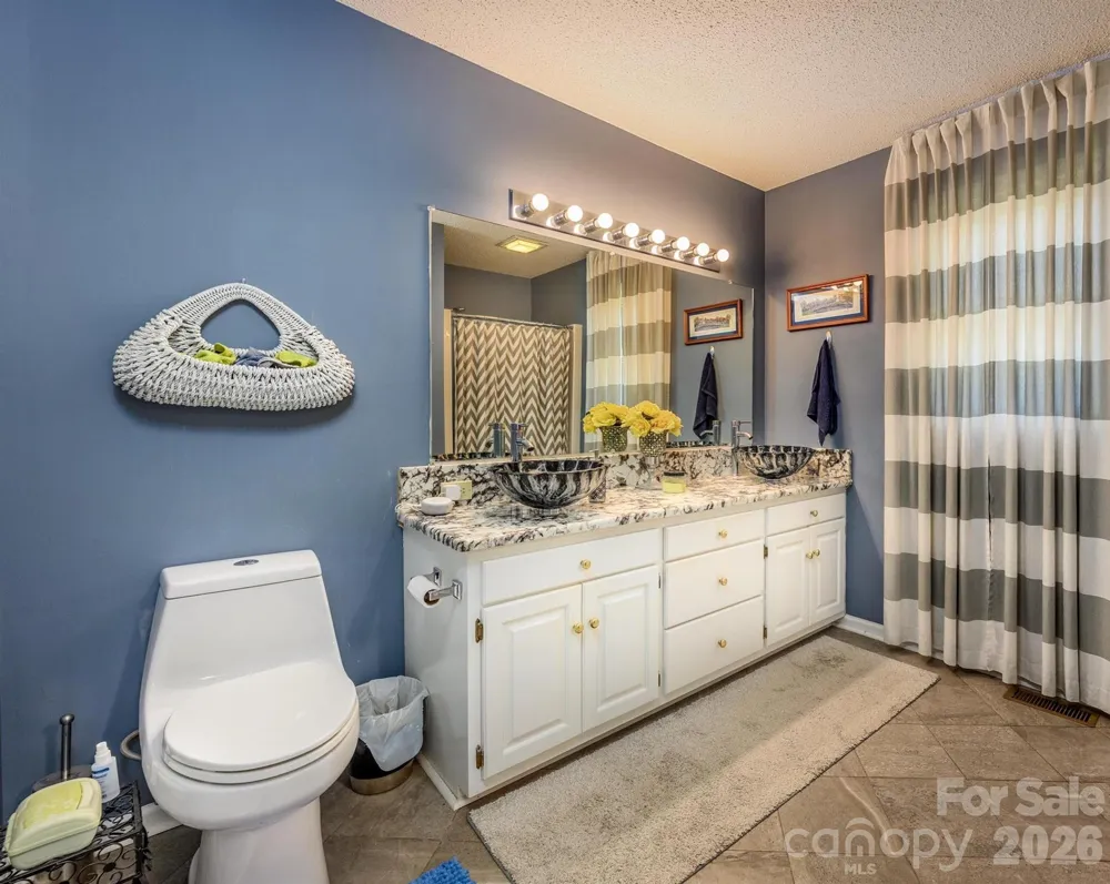 8470 Marina Lane Catawba, NC 28609
