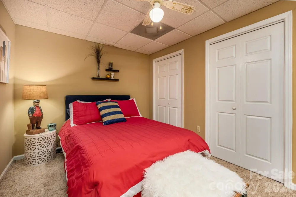 8470 Marina Lane Catawba, NC 28609