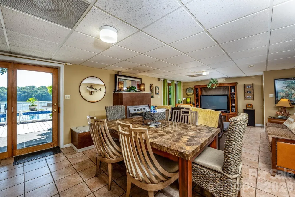 8470 Marina Lane Catawba, NC 28609