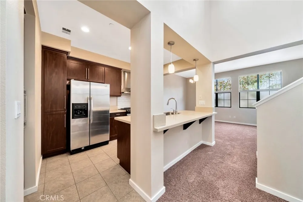 563 W Maple Avenue Orange, CA 92868