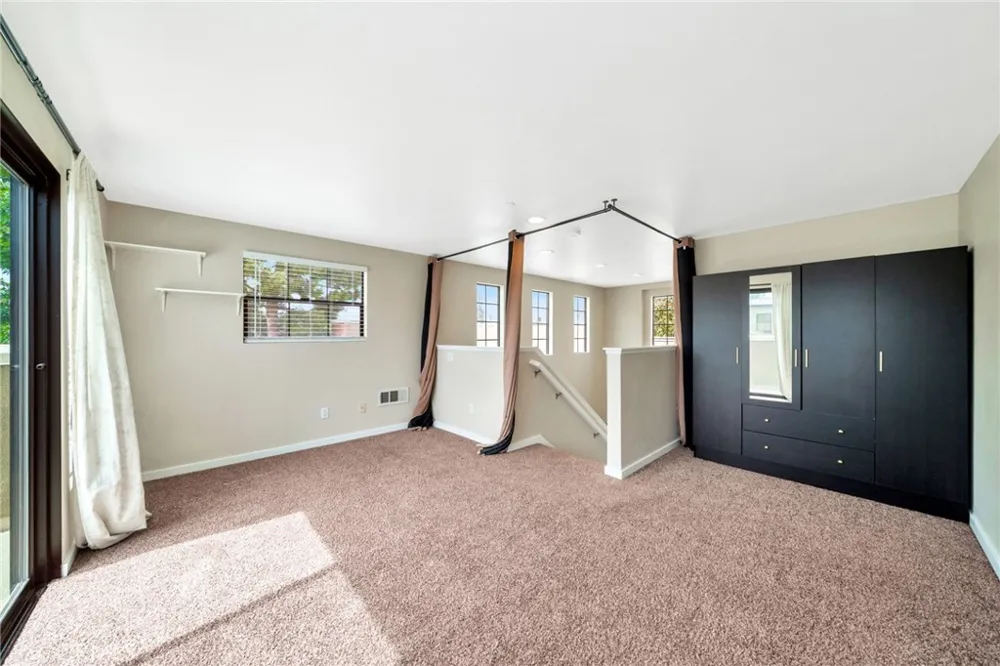 563 W Maple Avenue Orange, CA 92868