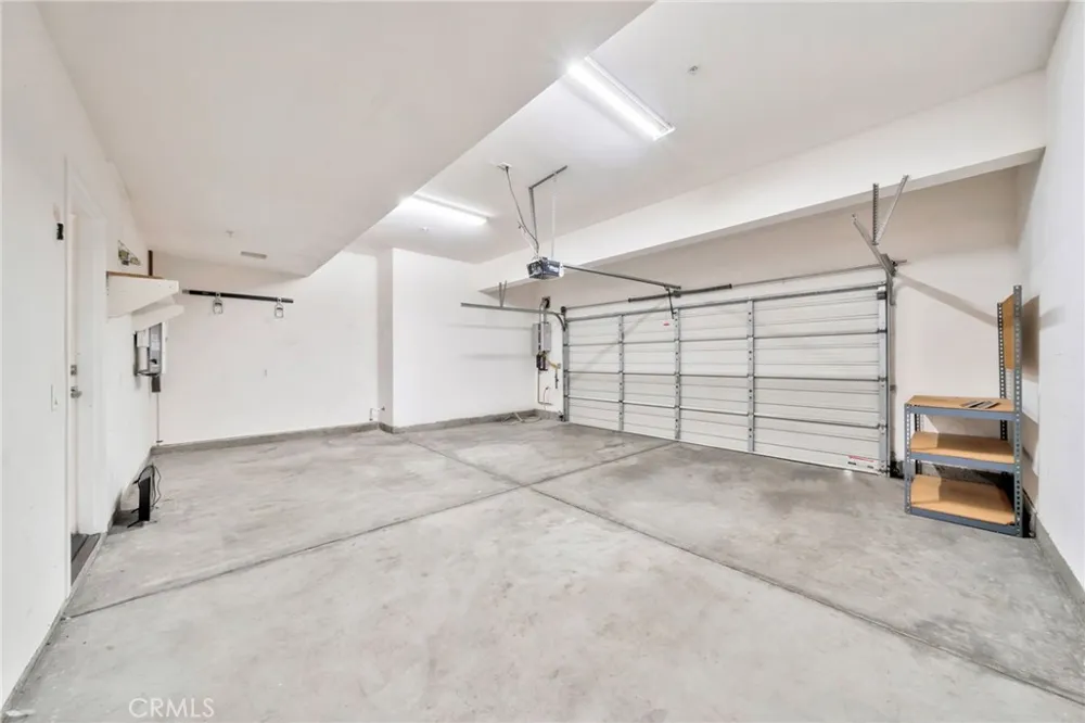 563 W Maple Avenue Orange, CA 92868