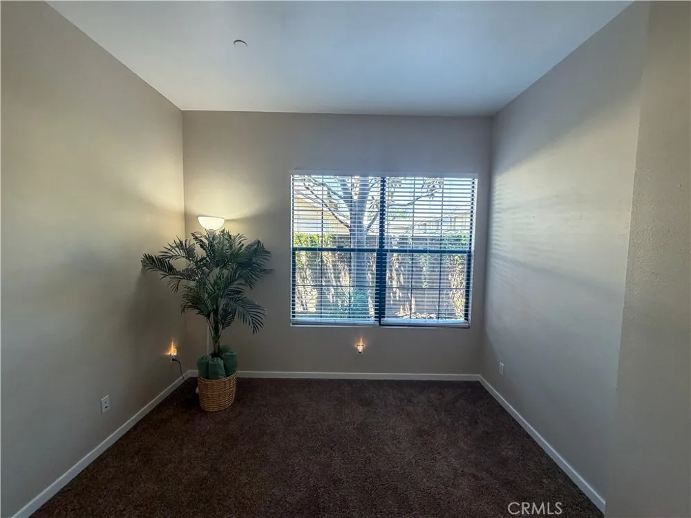 563 W Maple Avenue Orange, CA 92868