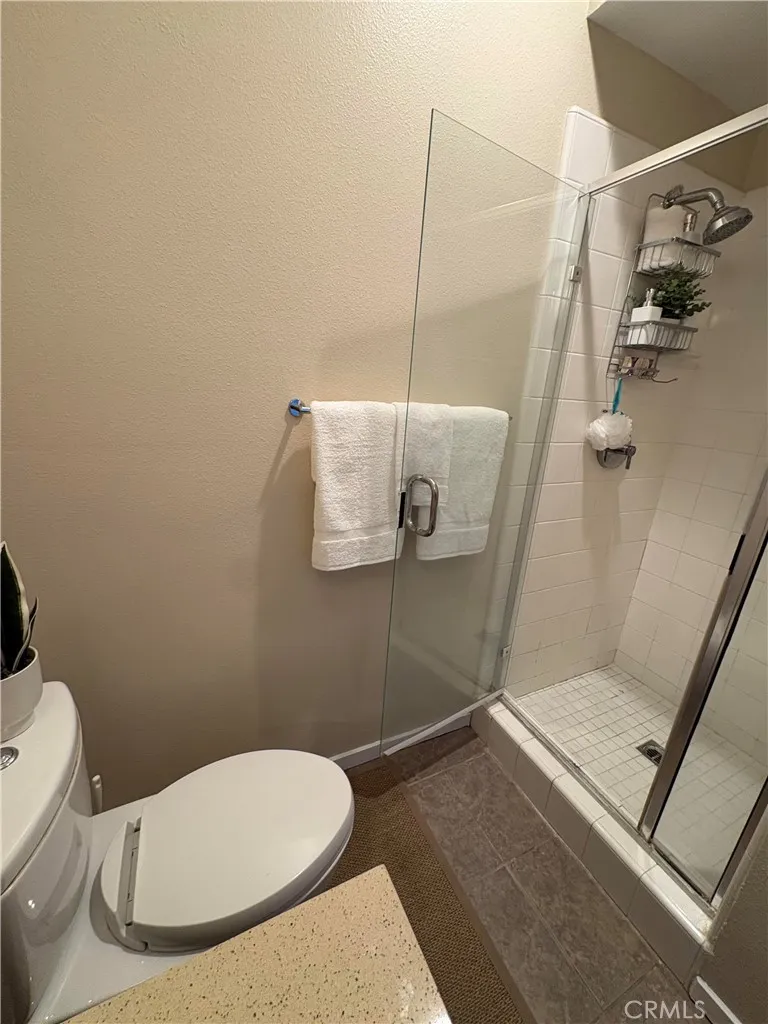 563 W Maple Avenue Orange, CA 92868