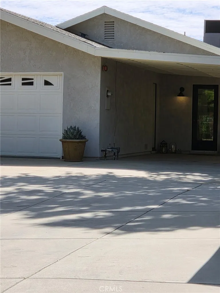 39030 Bouquet Canyon Leona Valley, CA 93551