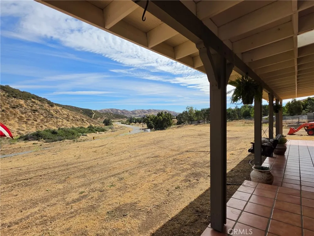 39030 Bouquet Canyon Leona Valley, CA 93551