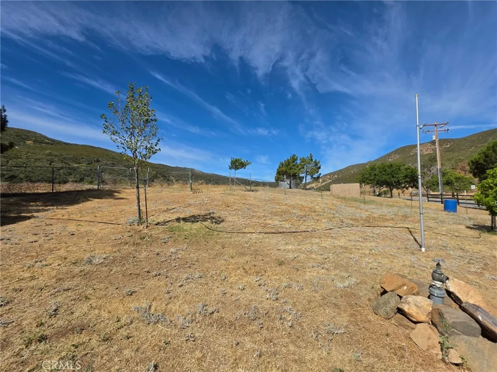 39030 Bouquet Canyon Leona Valley, CA 93551