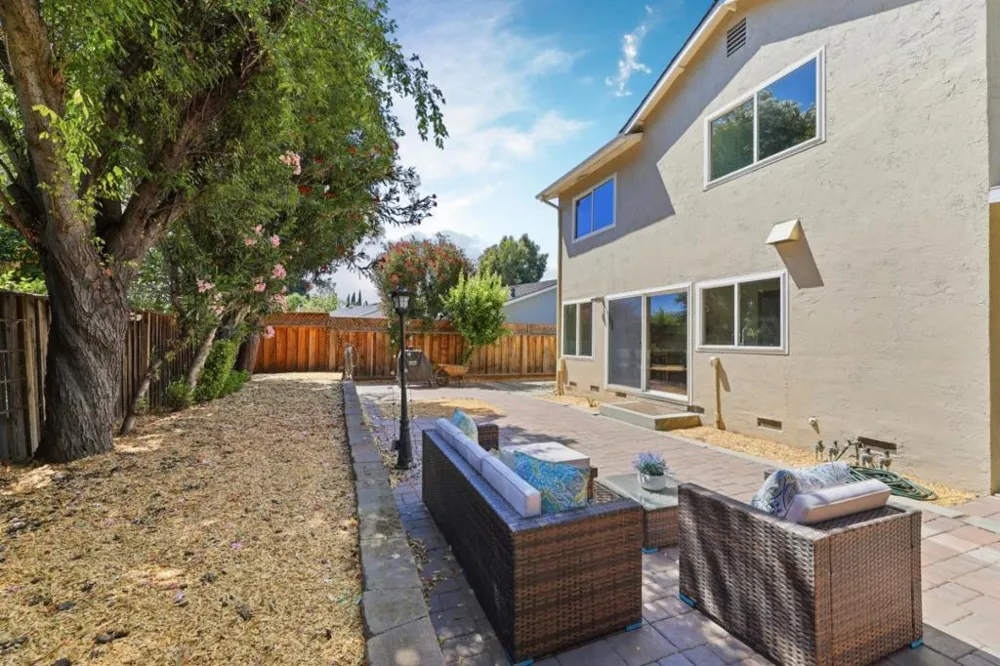 569 Gaundabert Lane San Jose, CA 95136