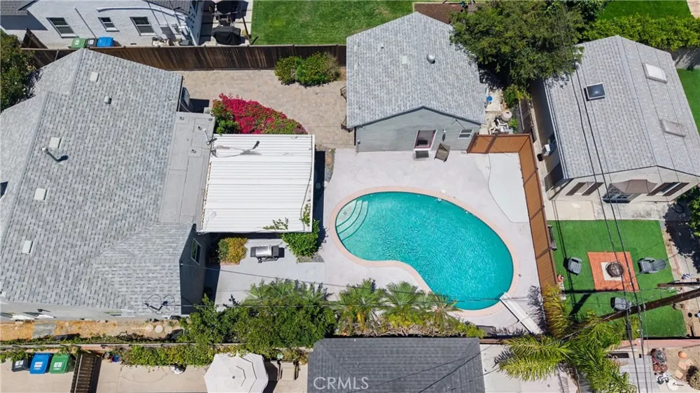 5938 Simpson Ave Valley Village, CA 91607
